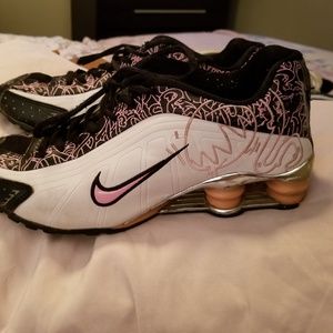 Nike shox Graffiti womens